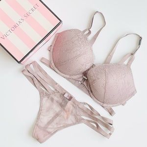 32DD SMALL Victoria’s Secret tan strappy bra set